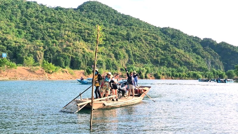 Làng Trằm Mé: Bình yên giữa Phong Nha - Kẻ Bàng